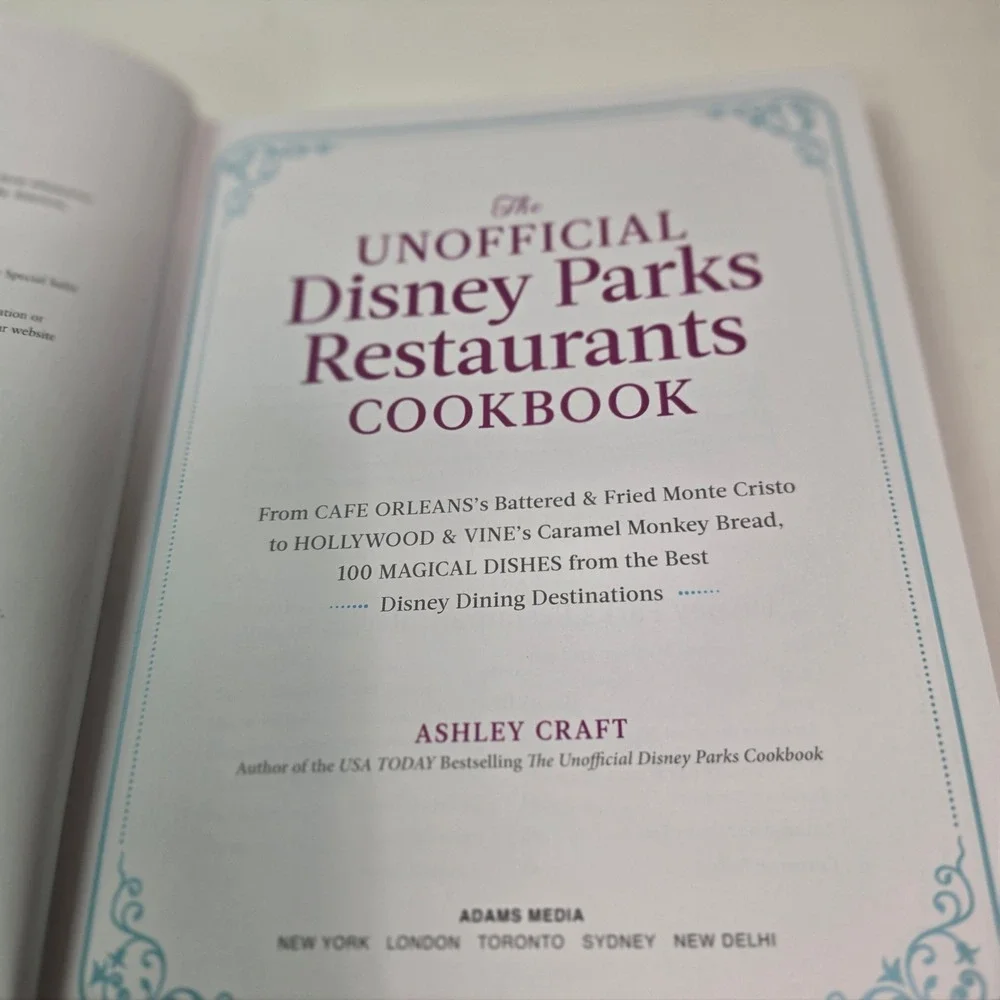 The Unofficial Disney Parks Restaurants Cookbook Ashley Craft Hardcover 2023